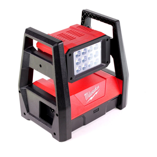 Milwaukee M18 HAL-0 Akku Flutstrahler mit 3000 Lumen Solo - ohne Akku, ohne Ladegerät ( 4933451262 ) - Toolbrothers