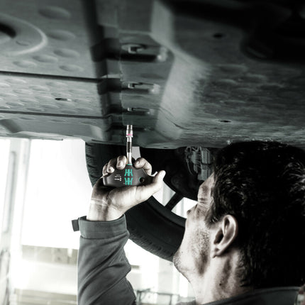 WERA Lever-action reversible ratchet 411 A RA Cross-handle 1/4 ″ Teeth 80 ( 4000822452 )