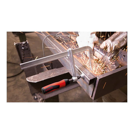 Ścisk śrubowy BESSEY GZ-2K wykonany w całości ze stali Szerokość mocowania 800 mm Występ 120 mm ( 4000831787 )