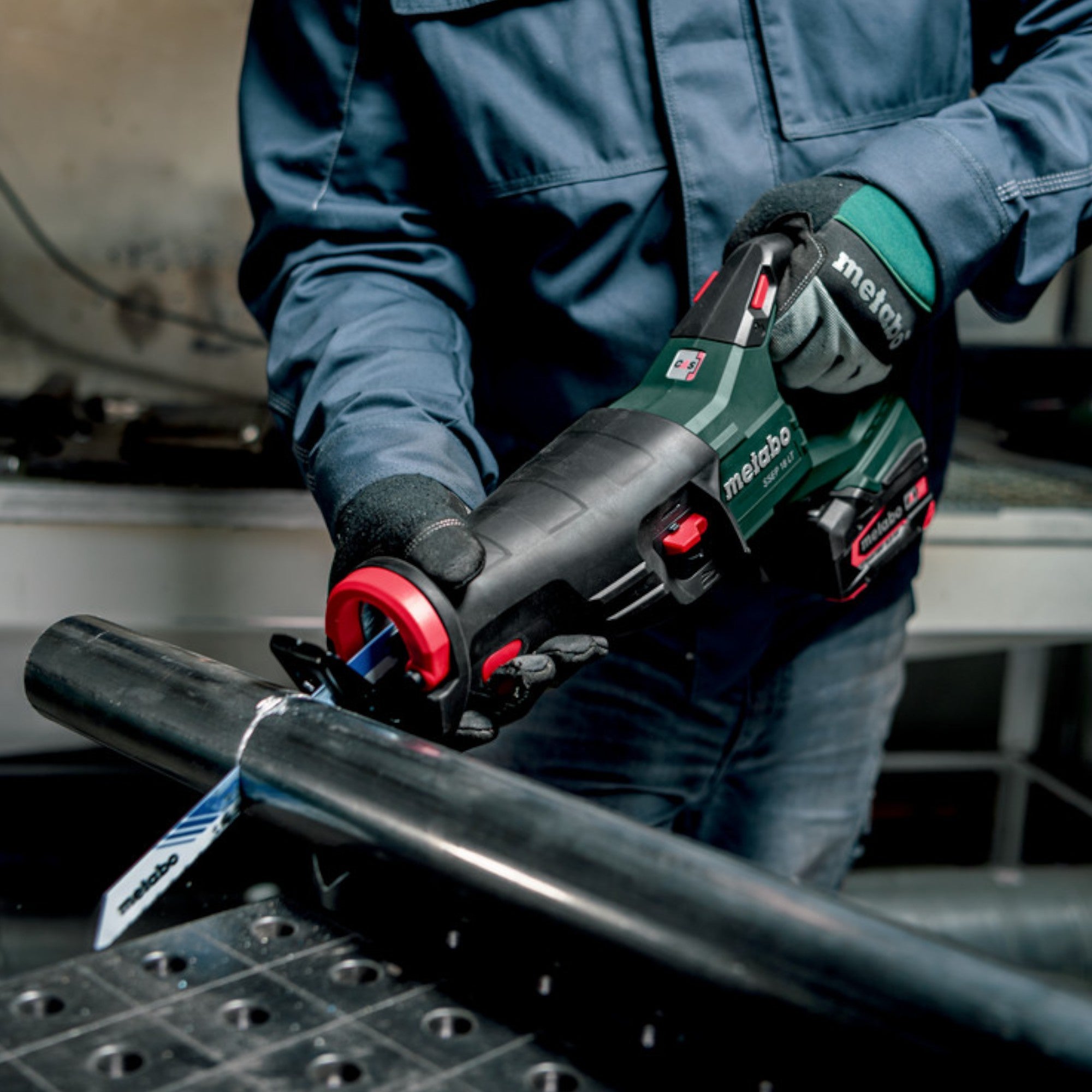 Metabo SSEP 18 LT Akku Saebelsaege 18 V 32 mm 2x LiHD Akku 5 5 Ah Ladegeraet Metabox 4 - toolbrothers
