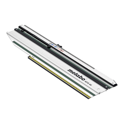 Metabo KS 18 LTX 57 BL Scie circulaire portative sans fil 18 V 57 mm + KFS 44 Rail de coupe 440 mm ( 691223000 ) + Metabox - sans batterie, sans chargeur