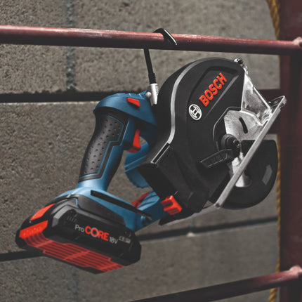 Bosch GKM 18V-50 Professional Akku Metall Handkreissäge 18 V 136 mm Brushless + 1x Akku 4,0 Ah + Ladegerät + L-Boxx