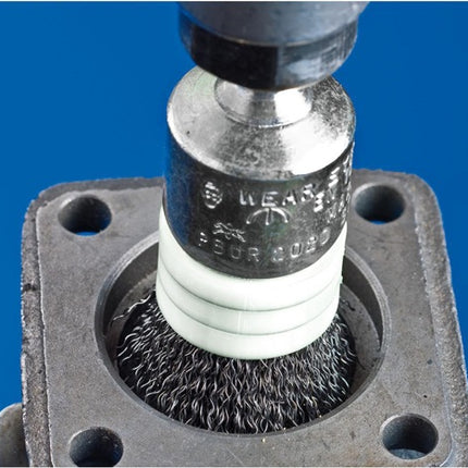 Carda PFERD PBUR ST ( 8000432666 ) Ø 20 mm eje grosor de alambre 0,2 mm 12500 min-¹