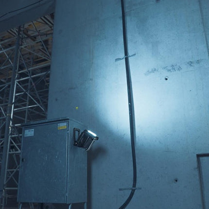 Brennenstuhl rechargeable hand lamp HL 3000 ( 8002643425 ) 18 V