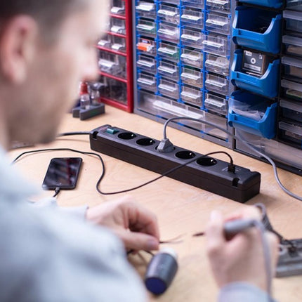 Brennenstuhl socket strip Bremounta ( 8000594293 ) 5-way cable l.3m w.child protection