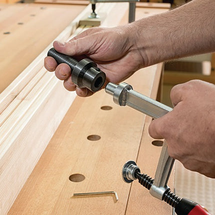 Adaptateur d'établi Bessey ( 8000350691 ) pour Ø de perçage 16 mm adapté à 30 mm