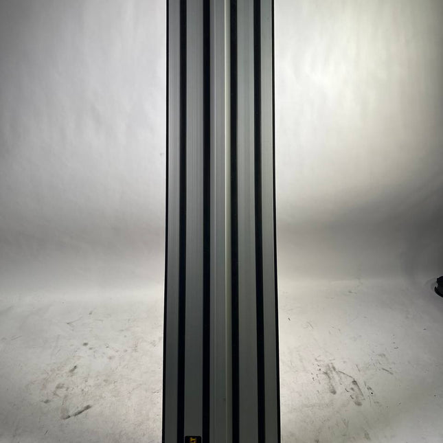 DeWalt DWS 5022 Fuehrungsschiene fuer Hand und Tauchkreissaegen mit 150 cm Laenge Beschaedigt 1 - toolbrothers