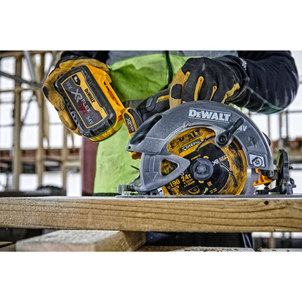 DeWALT DCS 578 T1T Akku Kreissaege 54V XR FlexVolt 190 mm Brushless 1x Akku 6 0 Ah Ladegeraet TSTAK 4 - toolbrothers