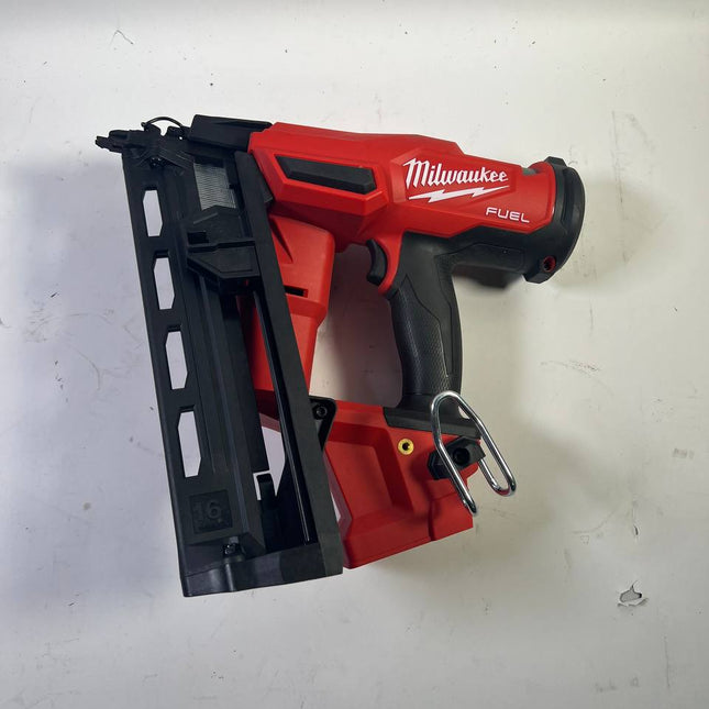 Milwaukee M18 FN16GA 0 Akku Nagler 18 V 32 64 mm Brushless Solo ohne Akku ohne Ladegeraet 0 - toolbrothers