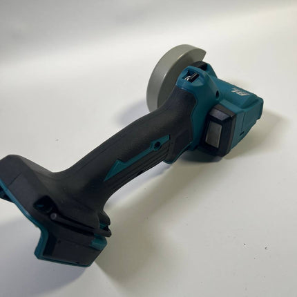 Makita DMC 300 Z Akku Winkelschleifer 18 V 76 mm Brushless Solo ohne Akku ohne Ladegeraet Leicht Gebraucht 2 - toolbrothers