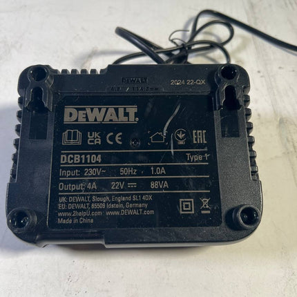 DeWalt DCB 1104 Schnell Ladegeraet 10 8 18 V 4 0 A fuer XR Li Ion Akkus Leicht Gebraucht 2 - toolbrothers
