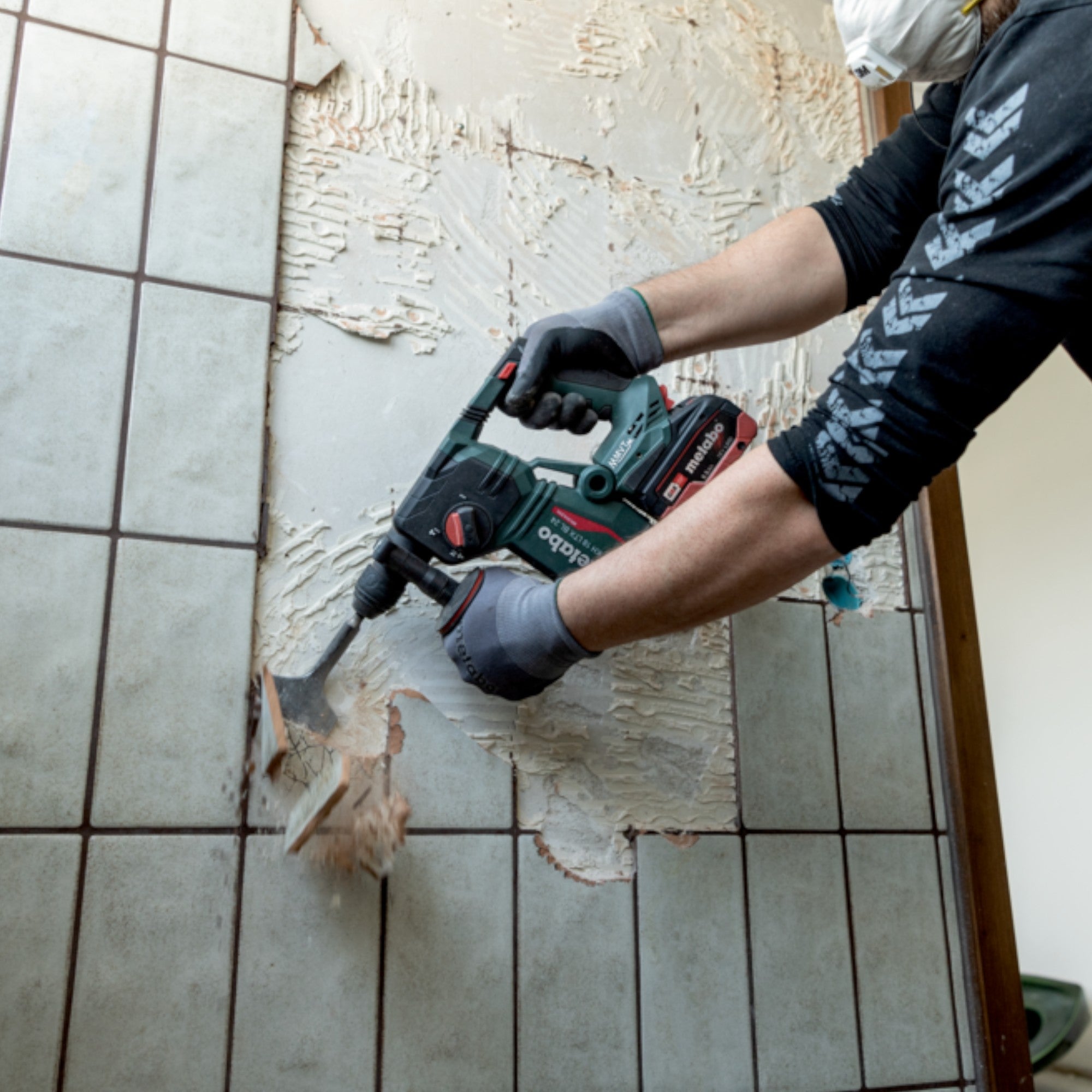 Metabo KH 18 LTX BL 24 Akku Bohrhammer 18 V 2 2 J SDS Plus Brushless 2x Akku 4 0 Ah Ladegeraet 4 - toolbrothers