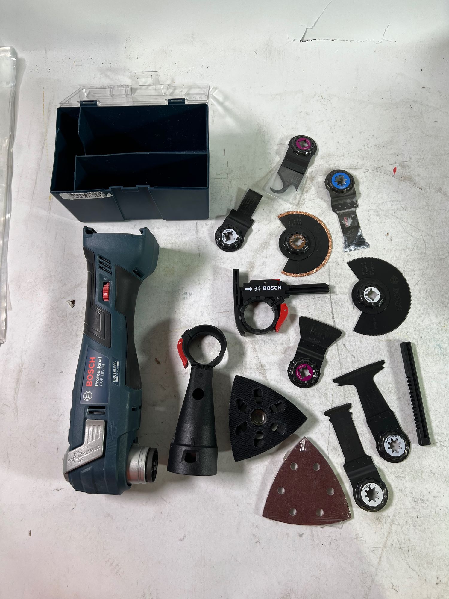 Bosch GOP 18V 34 Professional Akku Multi Cutter 18 V Starlock Plus 06018G2002 17 tlg Zubehoer L Boxx ohne Akku ohne Ladegeraet Reparaturgeraet 0 - toolbrothers