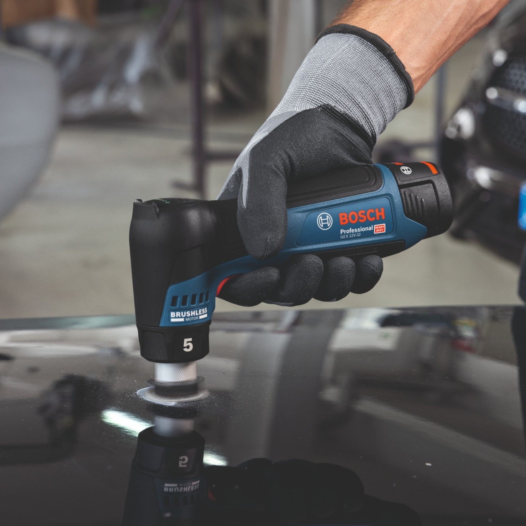 Bosch GEX 12V 32 Akku Exzenterschleifer 12 V 32 mm Brushless 1x Akku 2 0 Ah ohne Ladegeraet 4 - toolbrothers