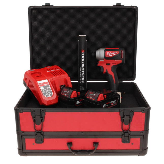 Llave de impacto inalámbrica Milwaukee M18 BLID2-602FC TX 18 V 180 Nm 1/4" sin escobillas + 2x baterías 6,0 Ah + cargador + metro plegable + estuche TX