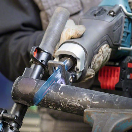 Bosch EXPERT Hoja de sierra de sable para metal duro de grosor medio S 1155 HHM 225 mm 10 piezas ( 2608900376 ) Tecnología de metal duro