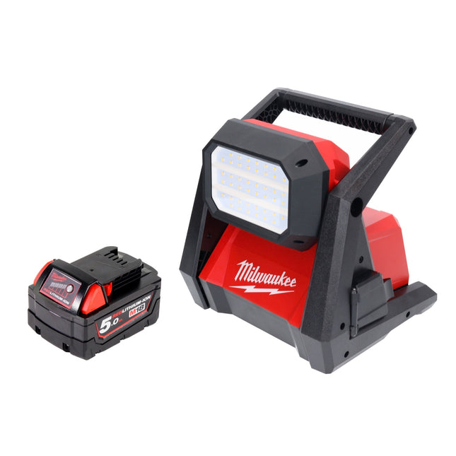 Milwaukee M18 HOAL-501 foco de construcción con lámpara LED a batería 18 V 4000 lm + 1x batería 5,0 Ah - sin cargador