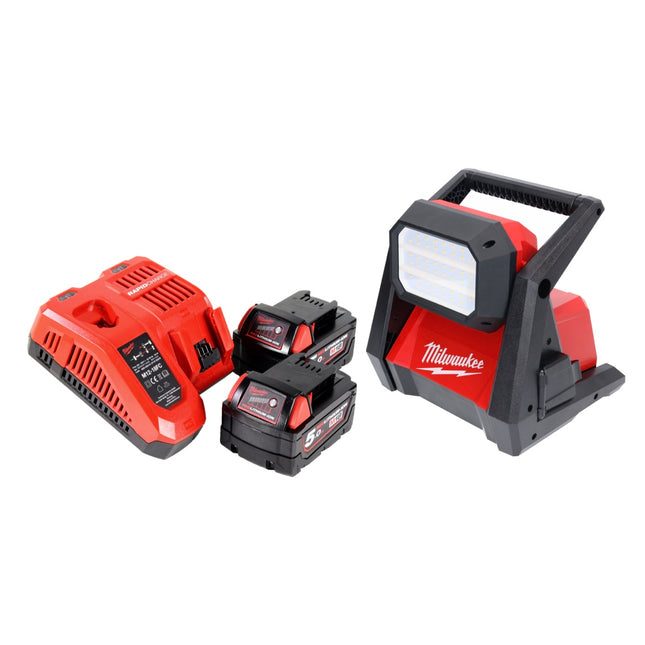 Milwaukee M18 HOAL-502FC Cordless LED Construction Lamp 4000lm 18V + 2x Batteries 5.0Ah + Charger