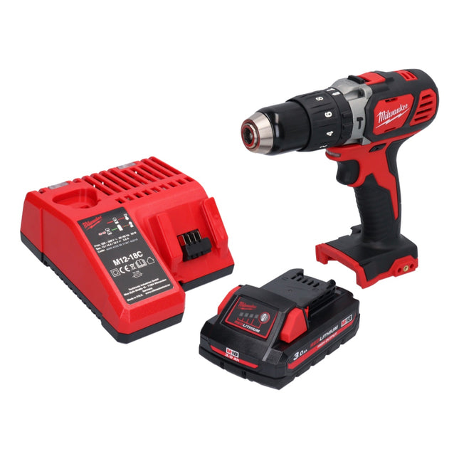 Taladro percutor inalámbrico Milwaukee M18 BPD-301 18 V 60 Nm + 1x batería 3,0 Ah + cargador