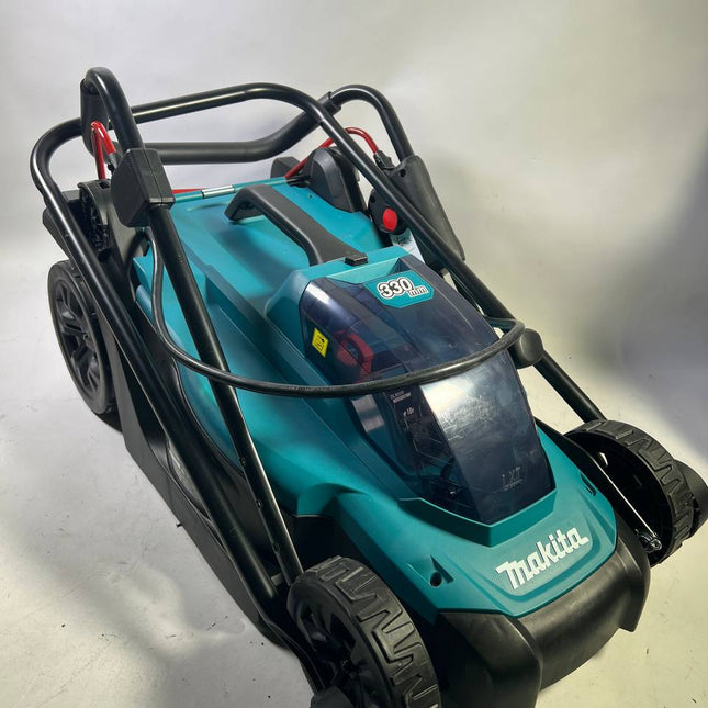 Makita DLM 330 Z Akku Rasenmaeher 18 V 33 cm 30 l Solo Reparaturgeraet 1 - toolbrothers