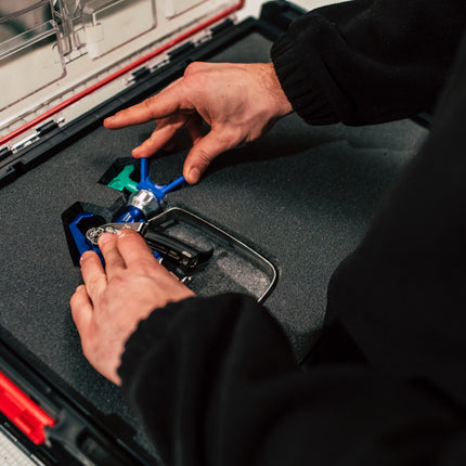 Qbrick System ONE Organiser 2XL 2.0 MFI impilabile 582 x 387 x 172 mm 19,5 l IP66 con inserto in schiuma