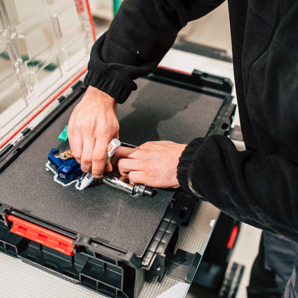 Qbrick System ONE Organiser 2XL 2.0 MFI impilabile 582 x 387 x 172 mm 19,5 l IP66 con inserto in schiuma